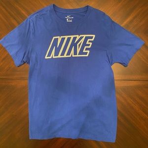 Men’s Nike T-shirt